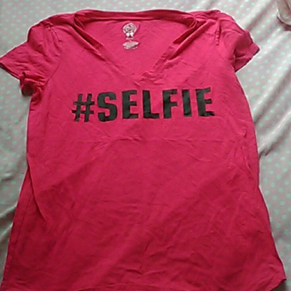 Pink #selfie shirt